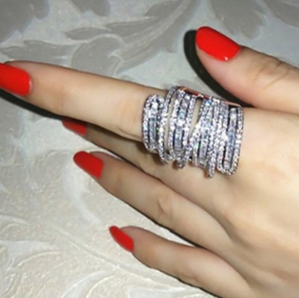 💎❤ONLY 1 LEFT! Elegant Spiral Design. - Picture 2 of 7